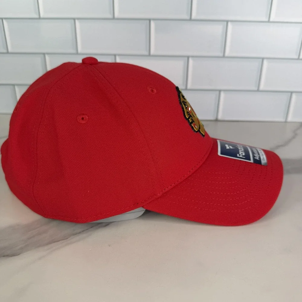 Chicago Blackhawks Hat Cap Strap Back Mens One Size NHL Hockey‎ Connor Bedard